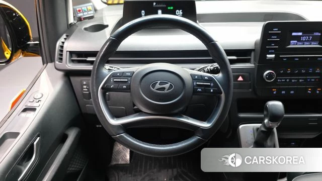Hyundai Staria 2024 Желтый из Кореи, фото 5
