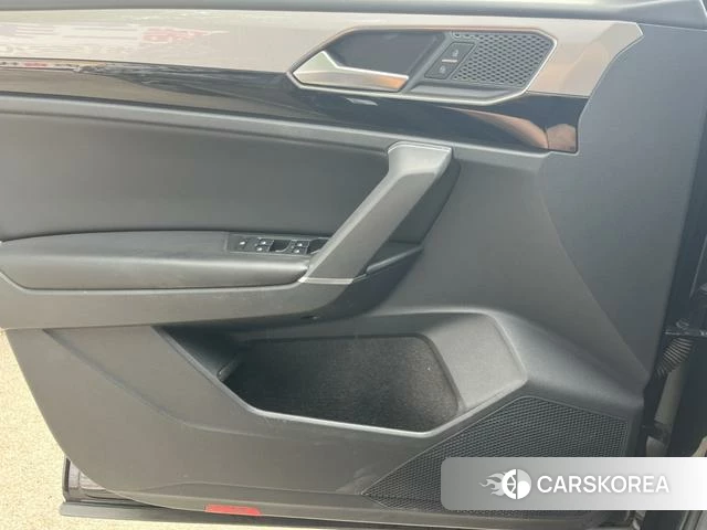 Volkswagen Tanyue 2021 Черный из Китая, фото 5