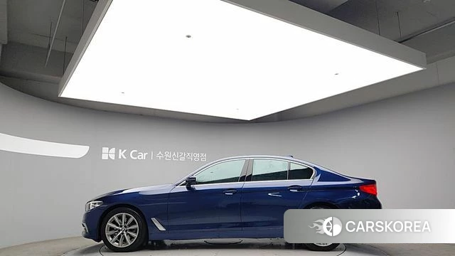 BMW 5 Series (G30) 2019 Синий из Кореи, фото 5