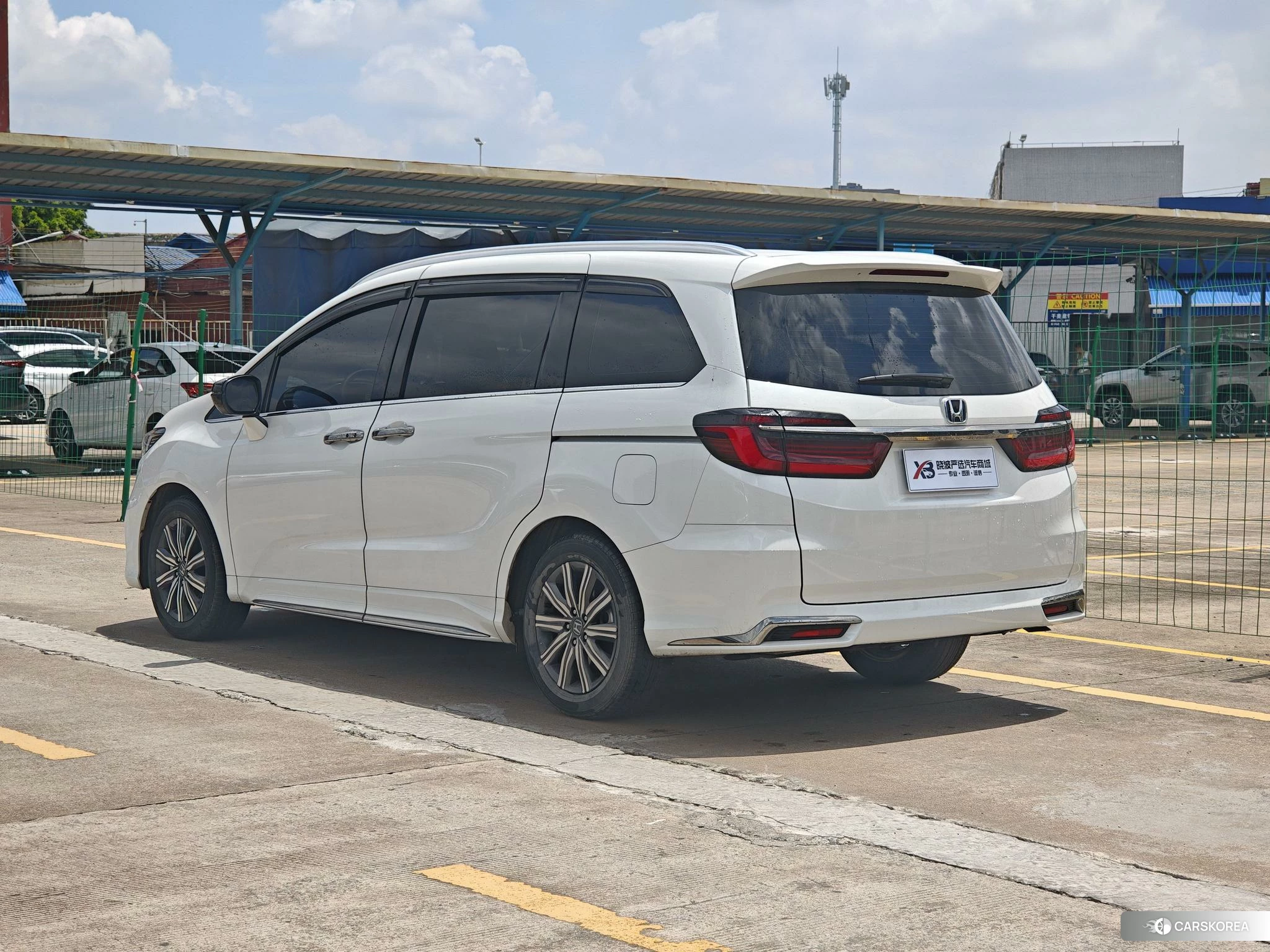 Honda Odyssey 2023 Белый из Китая, фото 5