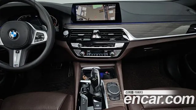 BMW 5 Series (G30) 2019 Белый из Кореи, фото 5