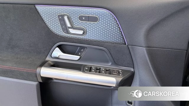 Mercedes-Benz GLA - Class H247 2025 Черный из Кореи, фото 5