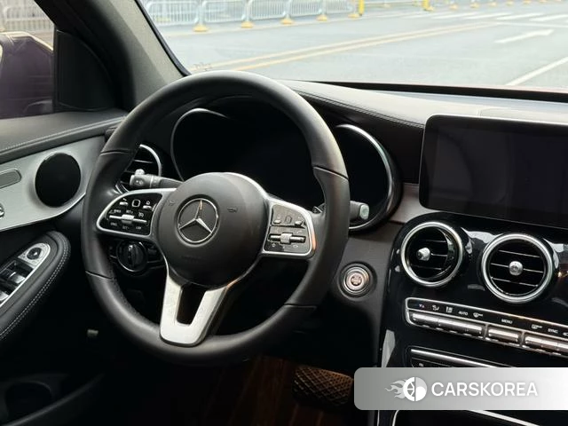Mercedes-Benz GLC Coupe 2021 Красный из Китая, фото 5
