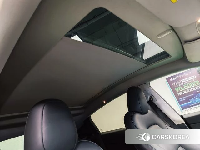 Tesla Model Y 2024 Темно-серый из Китая, фото 5