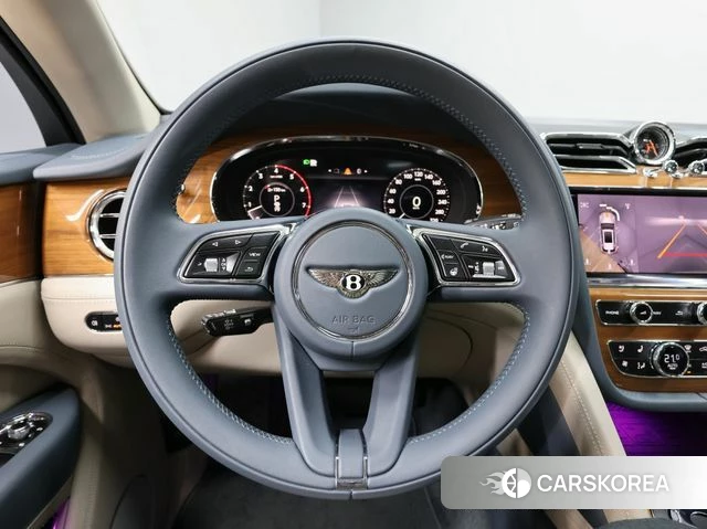 Bentley Bentayga 2024 Белый из Кореи, фото 5
