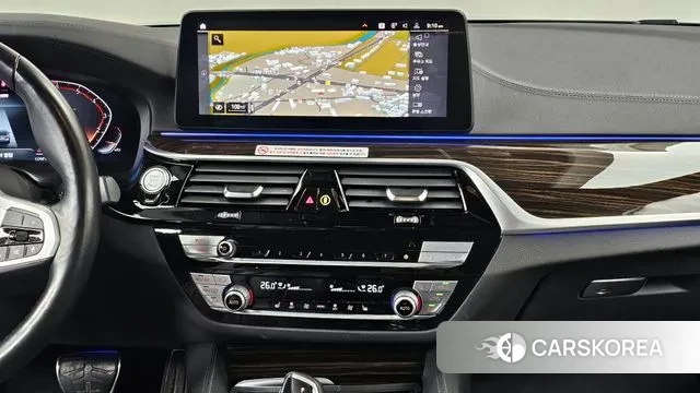 BMW 5 Series (G30) 2022 Черный из Кореи, фото 5