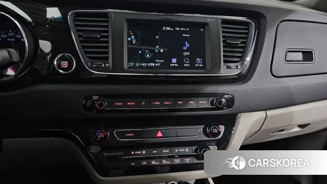 Kia The New Carnival 2018 Белый из Кореи, фото 5