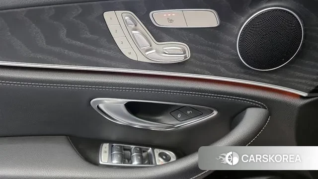 Mercedes-Benz E-Class W213 2020 Белый из Кореи, фото 5