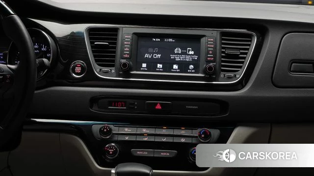Kia The New Carnival 2019 Белый из Кореи, фото 5