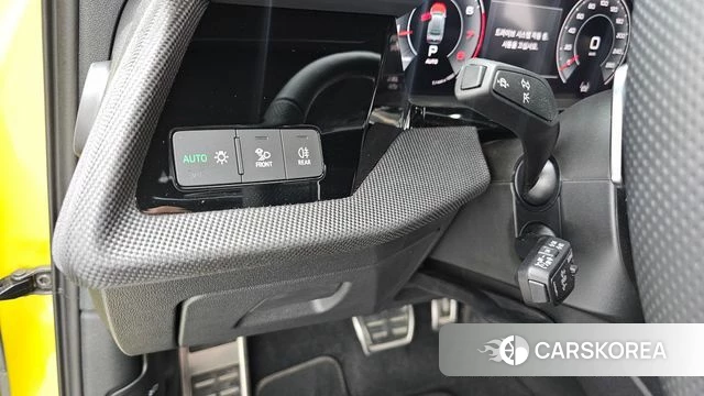 Audi A3 (8Y) 2025 Желтый из Кореи, фото 5