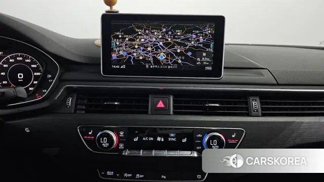 Audi A4 (B9) 2018 Белый из Кореи, фото 5