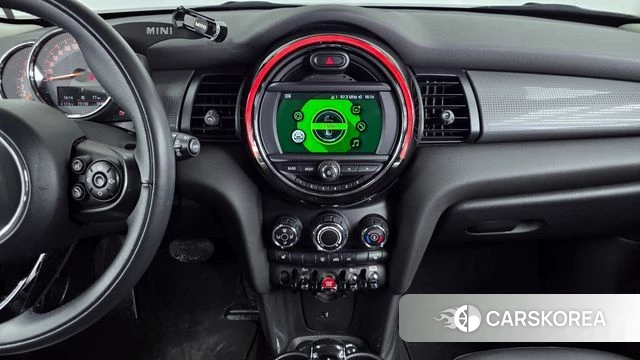 Mini Cooper 2019 Песочный из Кореи, фото 5