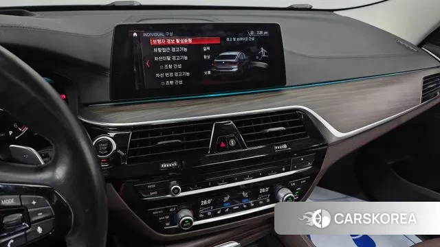 BMW 6 Series GT (G32) 2018 Светло-серебряный цвет из Кореи, фото 5