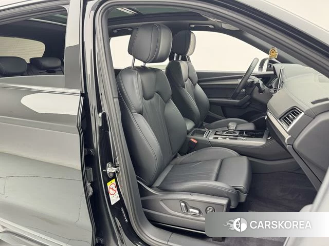 Audi Q5L 2025 Черный из Китая, фото 5
