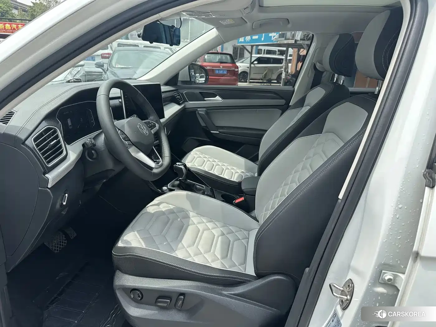 Volkswagen Tayron 2025 Белый из Китая, фото 5
