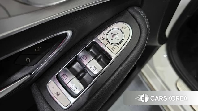 Mercedes-Benz C-Class W205 2020 Белый из Кореи, фото 5