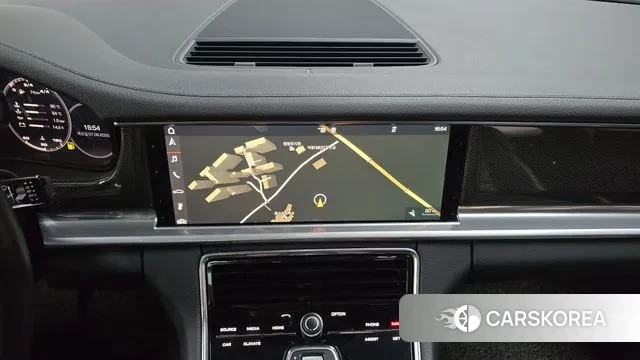 Porsche Panamera (971) 2018 Белый из Кореи, фото 5