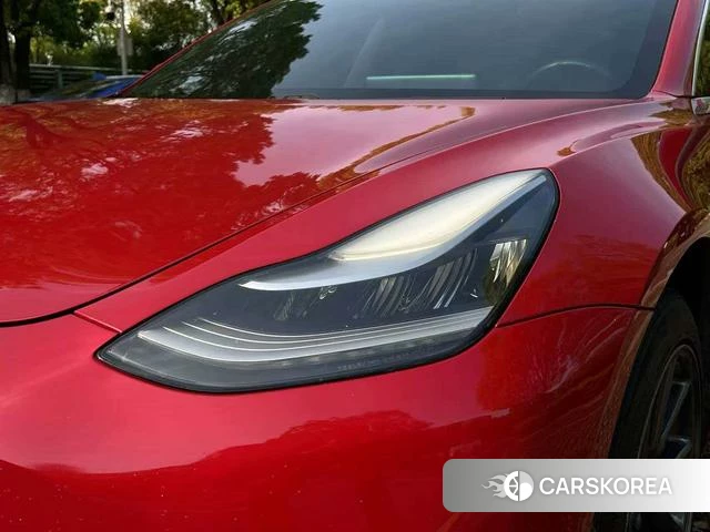 Tesla Model 3 2020 Красный из Китая, фото 5