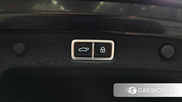Hyundai Grandeur Hybrid (GN7) 2026 Черный из Кореи, фото 5
