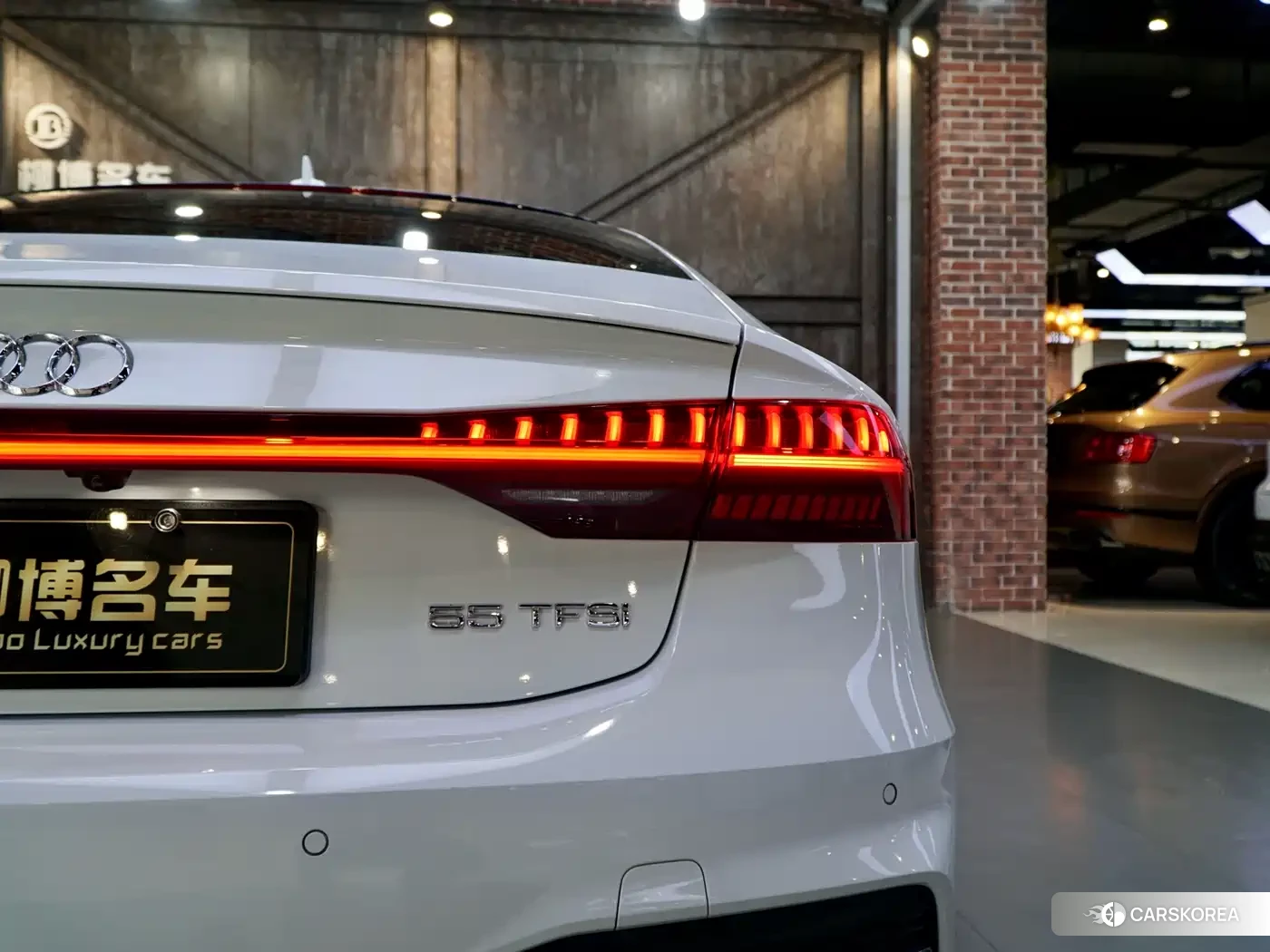 Audi A7 2022 Белый из Китая, фото 5