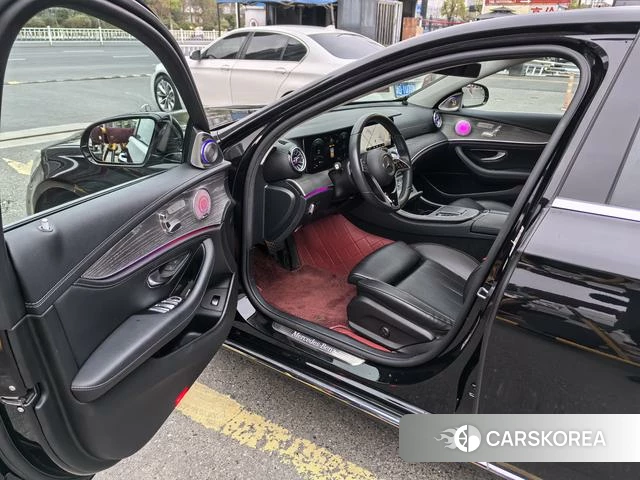 Mercedes-Benz E-class 2022 Черный из Китая, фото 5