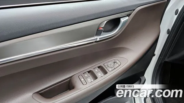 Hyundai The New Grandeur IG Hybrid 2022 Белый из Кореи, фото 5