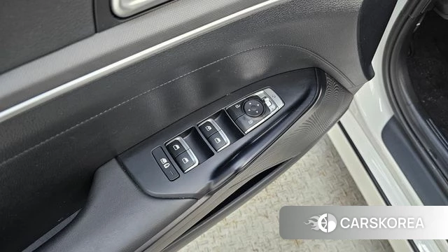 Kia K5 Hybrid 3rd Generation 2022 Белый из Кореи, фото 5