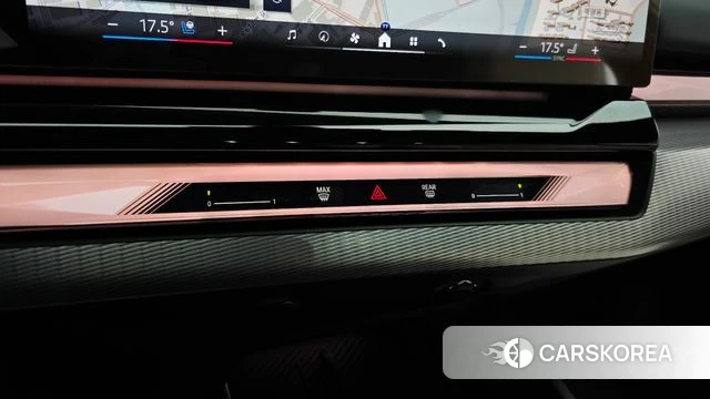 BMW 5 Series (G60) 2025 Светло-серебряный цвет из Кореи, фото 5