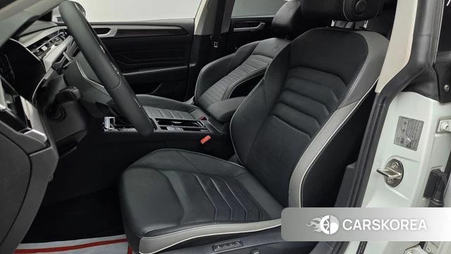 Volkswagen Arteon 2022 Белый из Кореи, фото 5