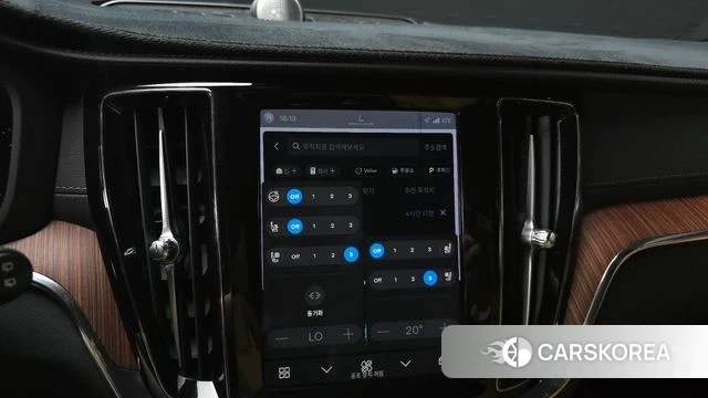 Volvo V60 Cross-Country 2nd Generation 2024 Белый из Кореи, фото 5