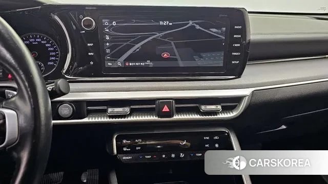 Kia K5 3rd generation 2022 Белый из Кореи, фото 5