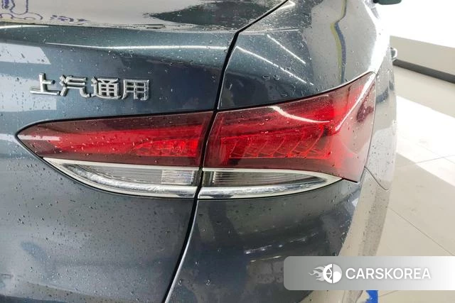 Buick Yinglang 2021 Темно-серый из Китая, фото 5
