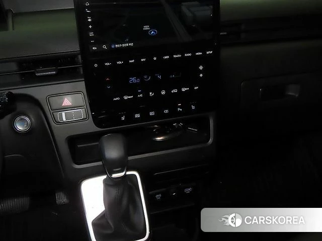 Hyundai Staria 2024 Белый из Кореи, фото 5