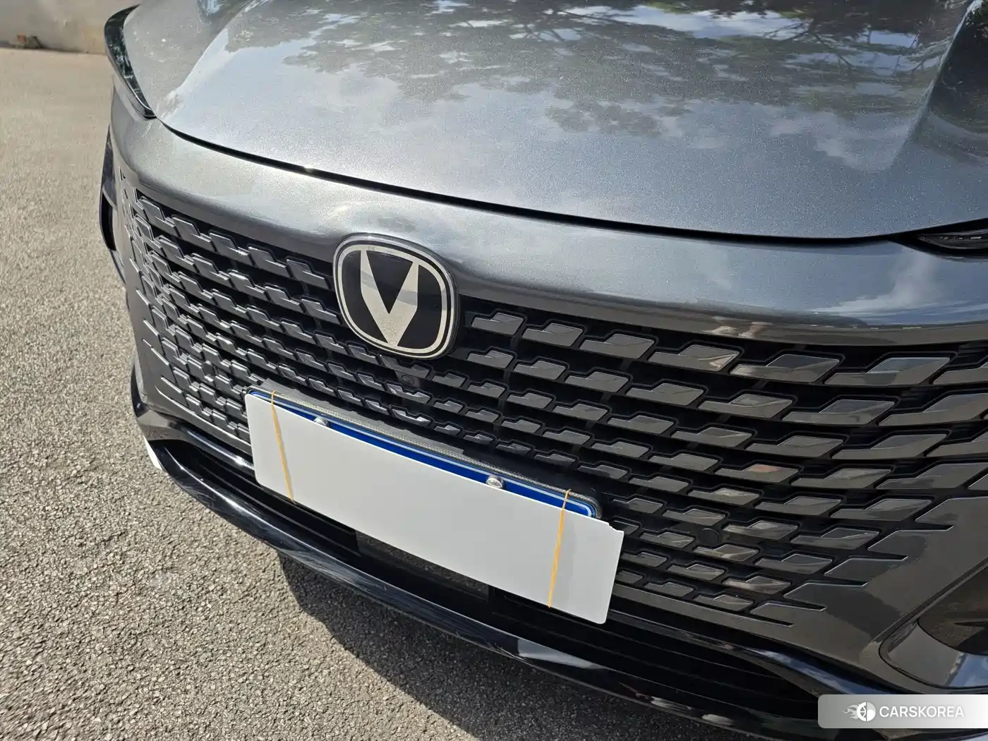 Chang'an UNI-T 2023 Silver/gray из Китая, фото 5