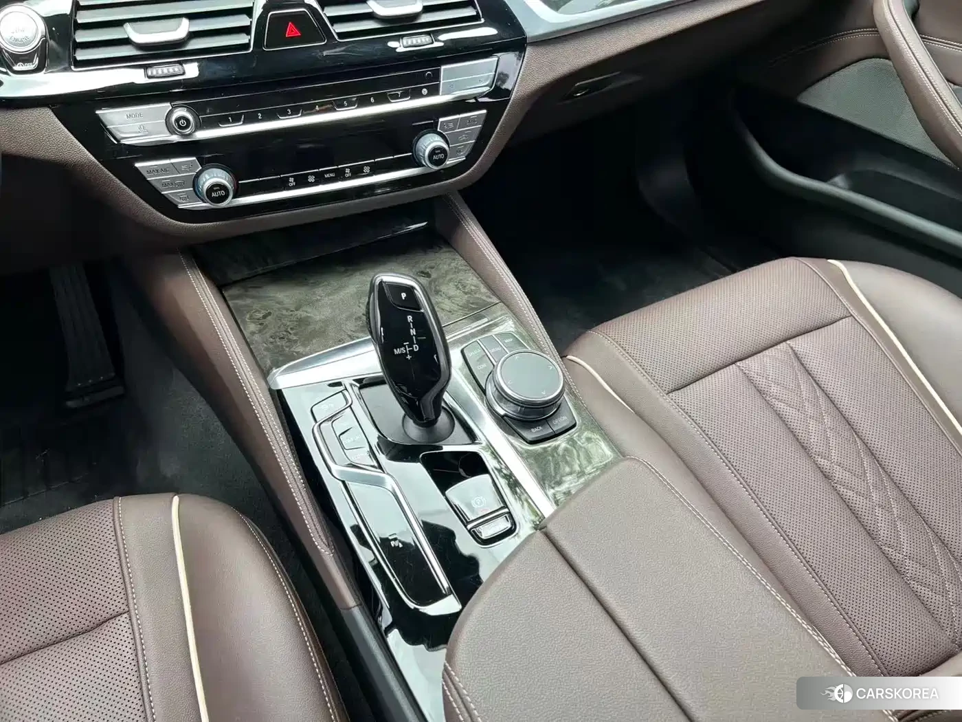BMW 5 series 2023 Черный из Китая, фото 5
