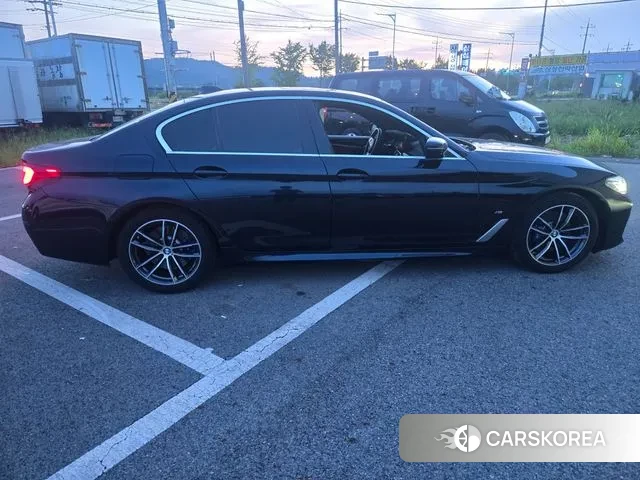 BMW 5 Series (G30) 2020 Синий из Кореи, фото 5