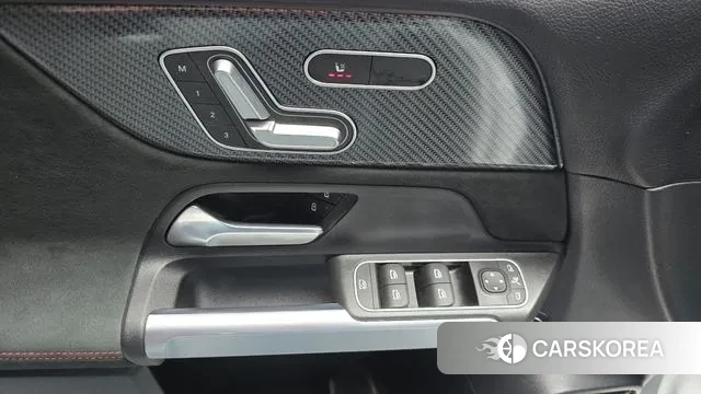 Mercedes-Benz GLB-Class X247 2022 Белый из Кореи, фото 5