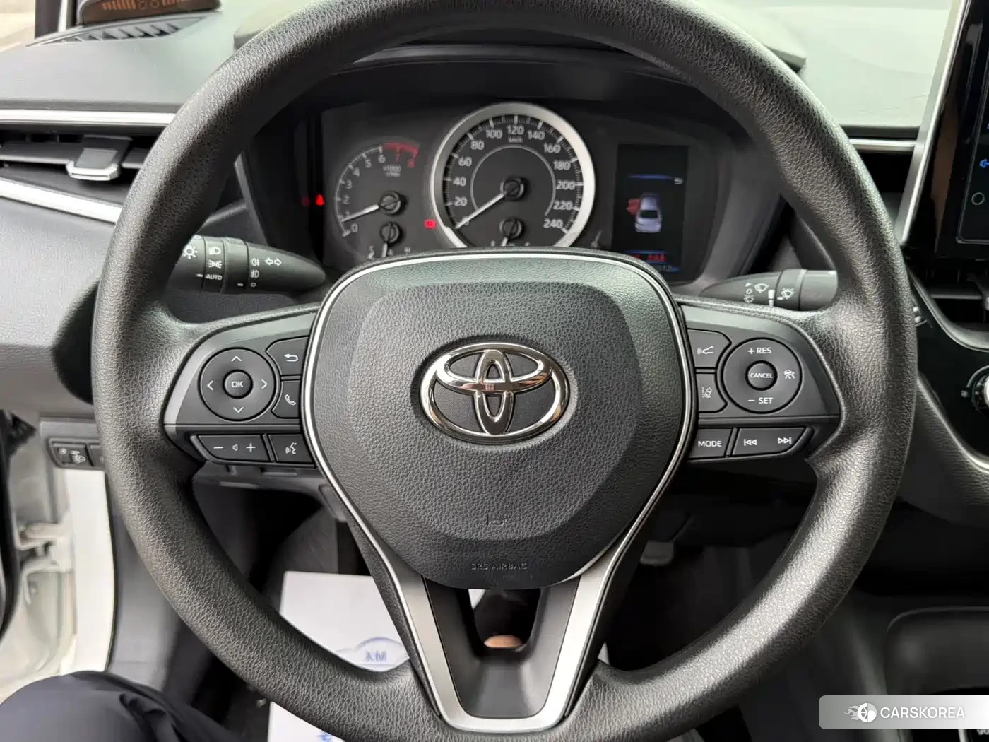 Toyota Corolla 2023 Белый из Китая, фото 5