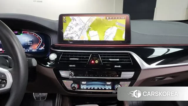 BMW 5 Series (G30) 2023 Черный из Кореи, фото 5