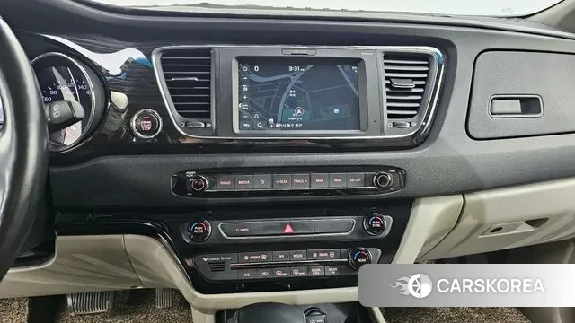 Kia The New Carnival 2018 Черный из Кореи, фото 5