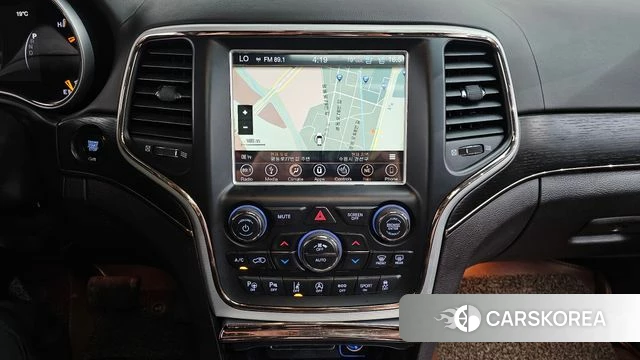 Jeep Grand Cherokee 2018 Серый из Кореи, фото 5