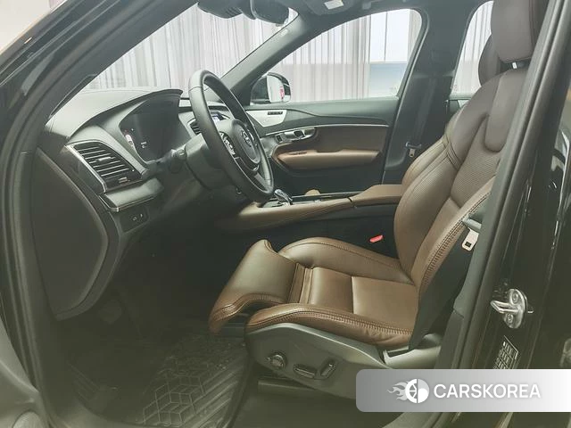 Volvo XC90 PHEV 2024 Черный из Китая, фото 5