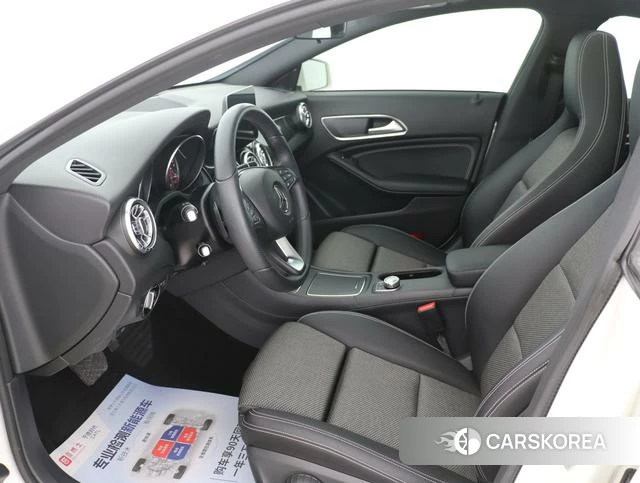 Mercedes-Benz CLA (import) 2018 Белый из Китая, фото 5