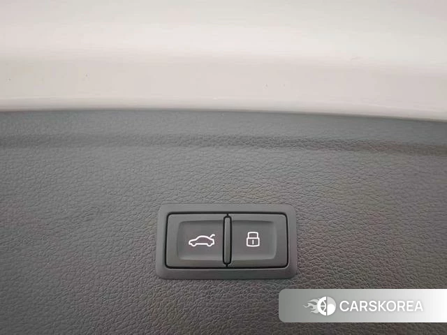 Audi Q5L 2021 Белый из Китая, фото 5