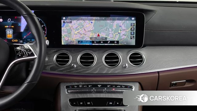 Mercedes-Benz E-Class W213 2021 Черный из Кореи, фото 5