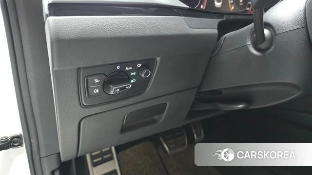 Volkswagen Arteon 2022 Белый из Кореи, фото 5