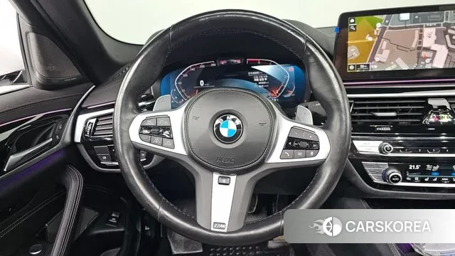 BMW 5 Series (G30) 2022 Белый из Кореи, фото 5