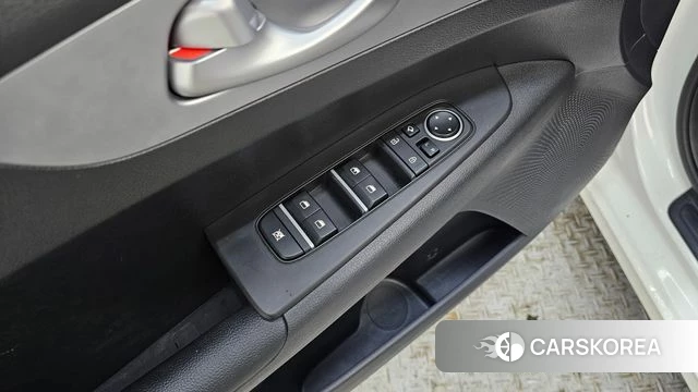 Kia The New K3 2nd generation 2022 Белый из Кореи, фото 5