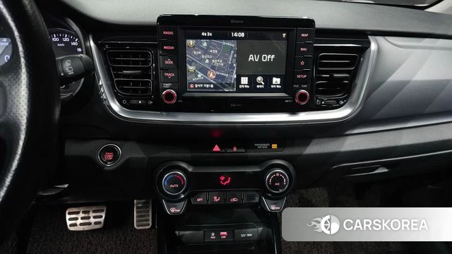 Kia Stonic 2018 Белый из Кореи, фото 5