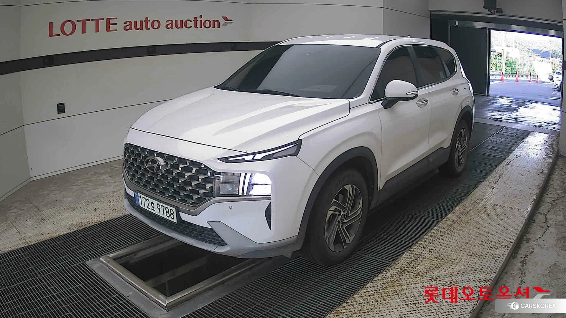 Hyundai Santa Fe 2023 Creamy White Pearl (optional) из Кореи, фото 5